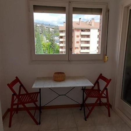 Apartamento Callizo Хака Екстериор снимка