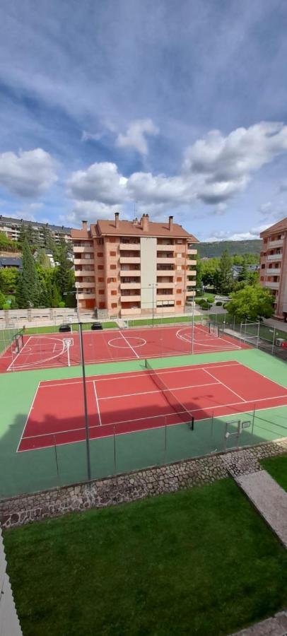 Apartamento Callizo Хака Екстериор снимка