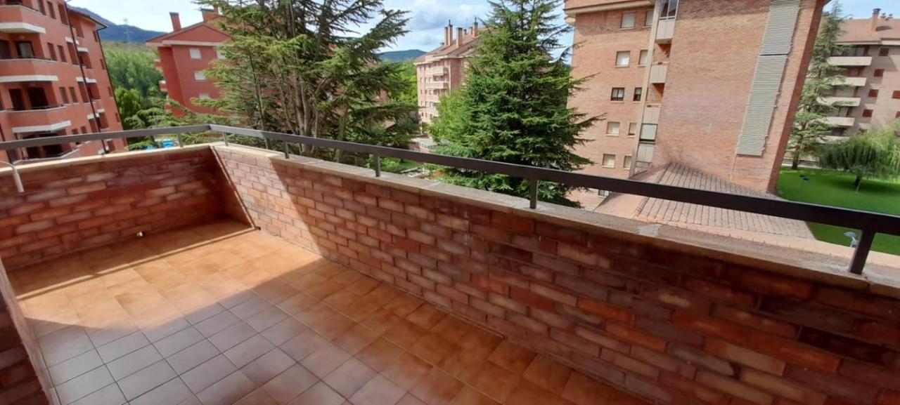 Apartamento Callizo Хака Екстериор снимка